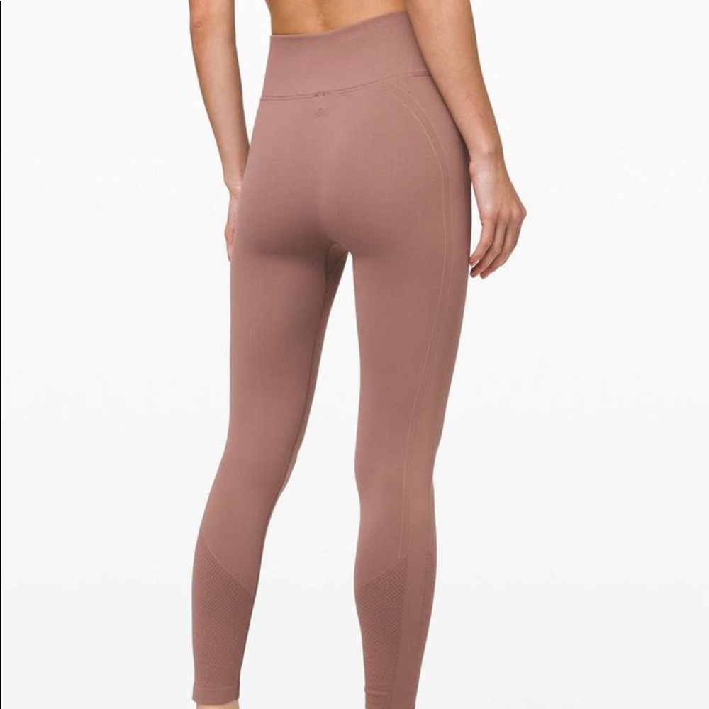 Ebb to street Lululemon tights/leggings - Picture 2 of 7